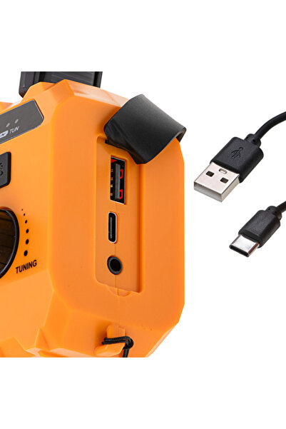 adler Radio with flashlight and crank Adler AD1197