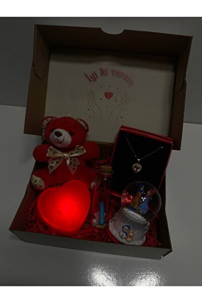 miraybutikhediyelikesya Sevgiliye Özel Hediye Kutusu – Kalpli Kolye, Işıklı Kar Küresi ve Peluş Ayıcık