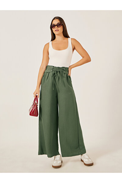 Styli Mid Rise Wide Leg Corset Waistband Pants