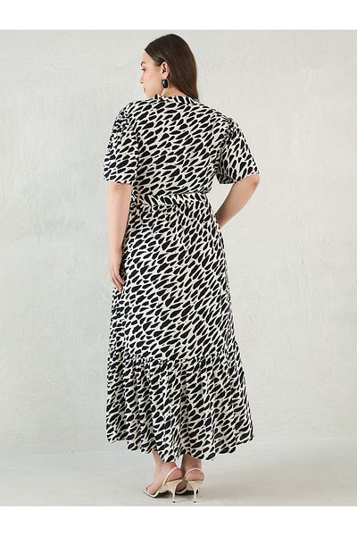Femmella By Styli Plus Size Abstract Print V Neck A-Line Maxi Dress
