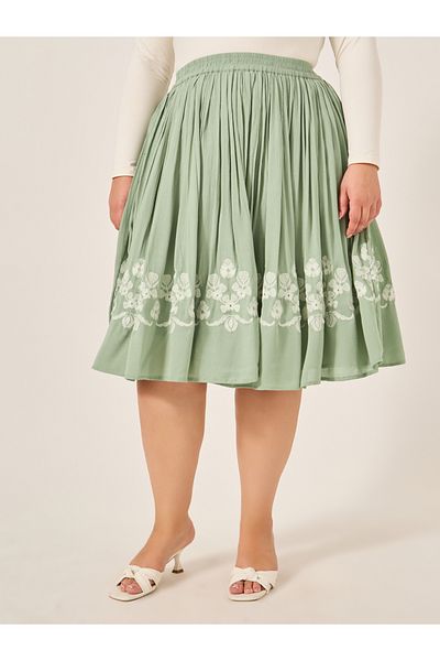 Styli Plus Size Embroidered Gathered Midi Skirt