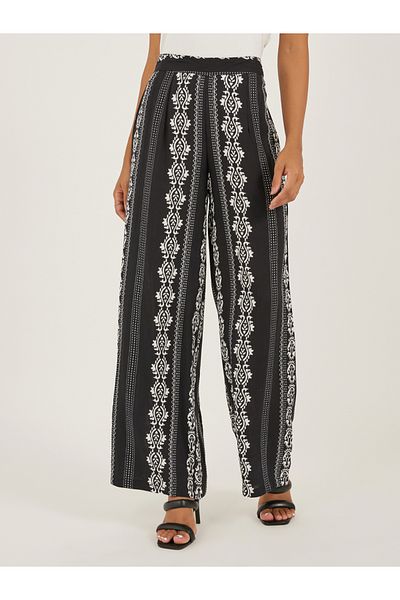 Styli Printed Wide Leg Pants