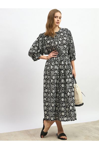 Styli Floral Printed A-Line Midi Dress