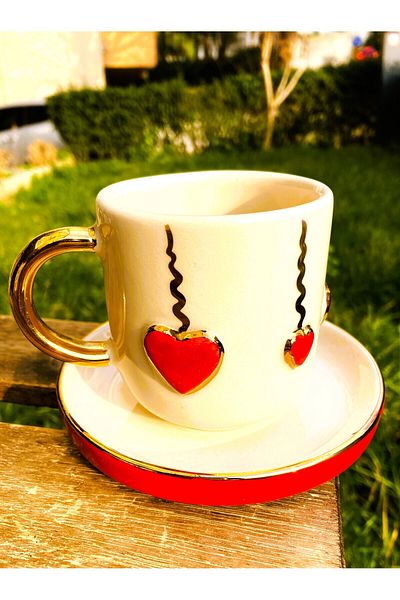 Celines Wonders 24 Carat Gold Detailed Handmade Gift Mug, Heart Mug, 200 ml
