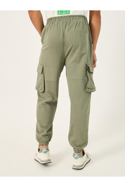Styli Oversized Cut and Sew Detail Cargo Joggers