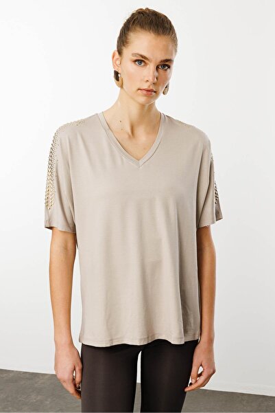 Desen Triko Γυναικείο μπεζ μπλουζάκι V-So Top Basic Ages