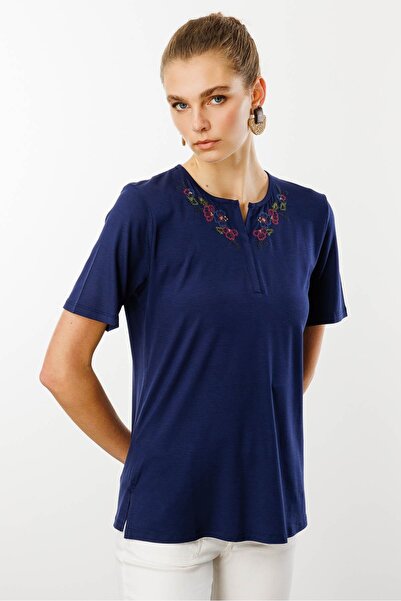 Desen Triko Жіночий футболка з відкритим коміром та вишивкою, трикотаж, темно-синій