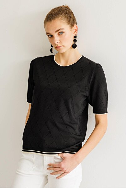Desen Triko Women's Black Crew Neck Diamond Patterned T-Shirt
