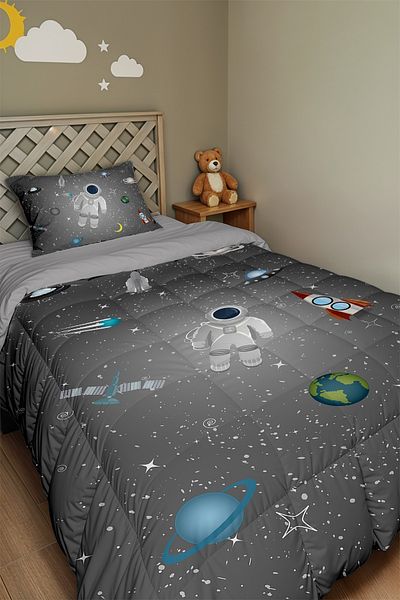EVPANYA Gray Space Little Astronaut Patterned Single Quilt and Pillowcase