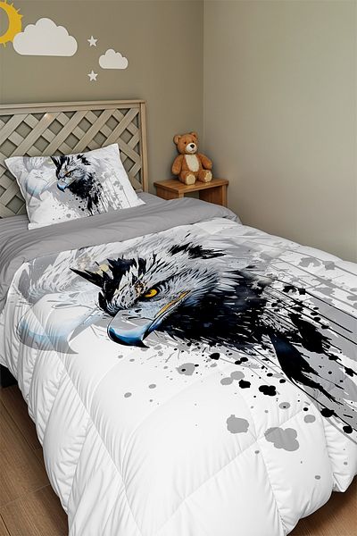 EVPANYA Black and White Eagle Patterned Single Quilt and Pillowcase