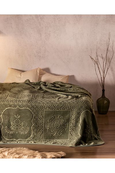 Madame Coco Rochelle Emboss Mink Blanket