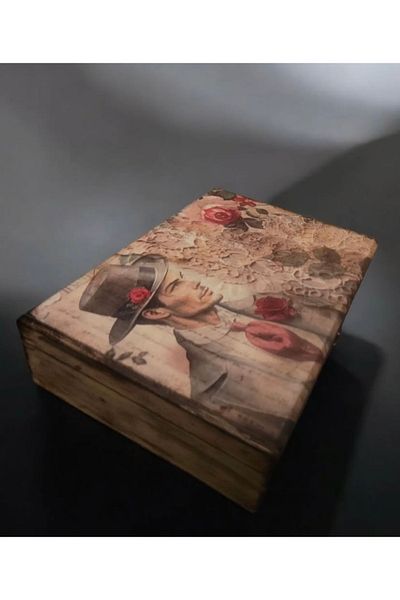 herbantine Retro Men's Watch Box with Decorative Partitions