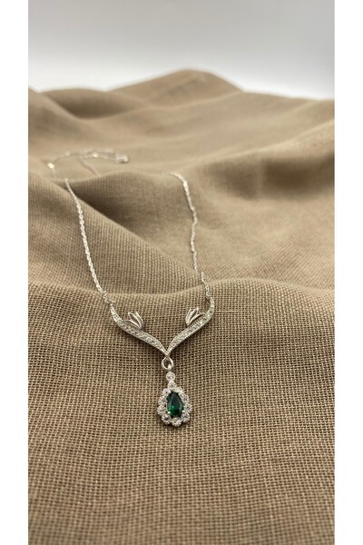 SURA SILVER YEŞİL DAMLA MODEL RODYUM 925 AYAR GÜMÜŞ SET (KOLYE,KÜPE,BİLEKLİK VE AYARLANABİLİR YÜZÜK)