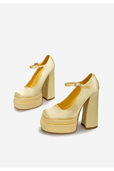 B T Shoes Yellow Bia Platform Chunky Heel Shoes