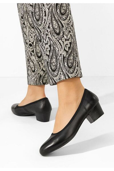 B T Shoes Pantofi cu toc gros Omandra negri