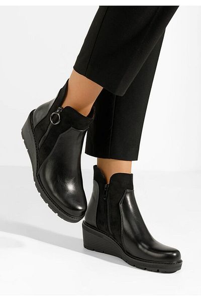 B T Shoes Black Anadva platform boots