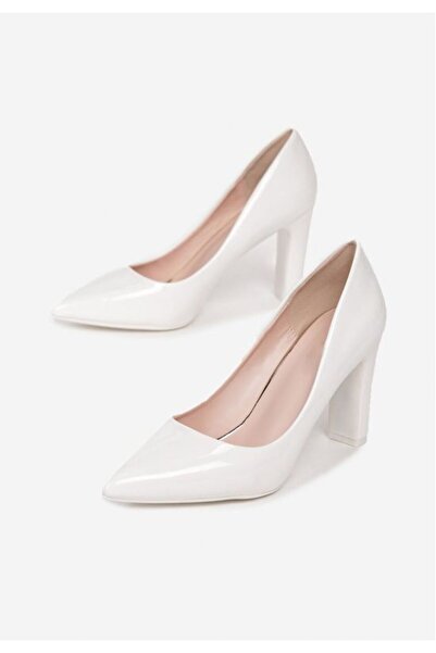 B T Shoes White Patent Heeled Shoes