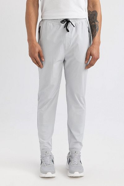 DeFacto Slim Fit Sports Jogger Tracksuit with Double Pockets Standard Leg B5157Ax24Sp