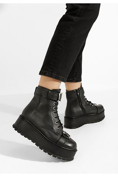 B T Shoes Black Astrid platform boots