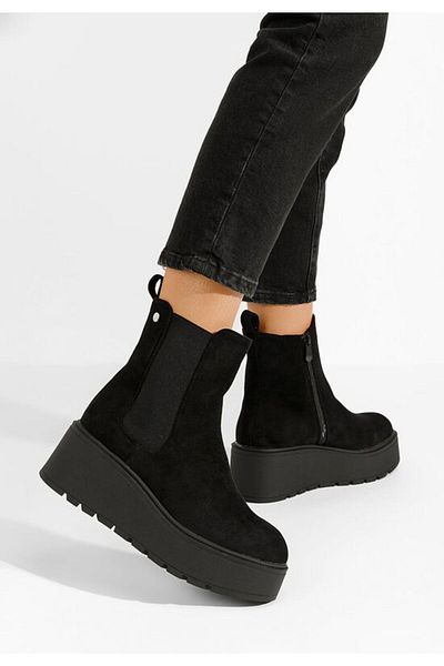 B T Shoes Black Celestina platform boots