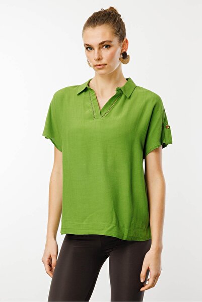 Desen Triko Women's Green Low Sleeve Polo Neck Shirt