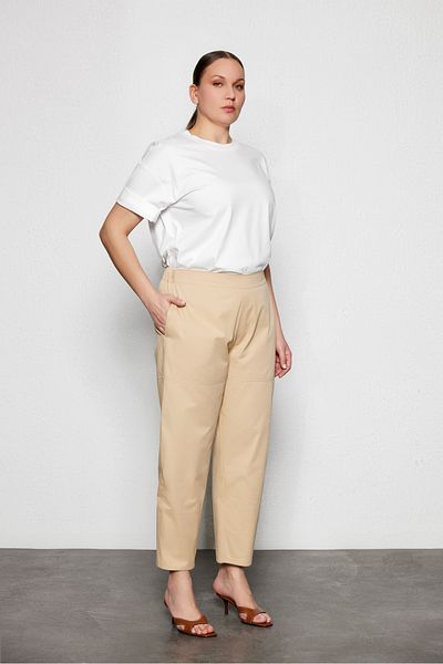 LUOKK Plus Size Belted Buff Carrot Pants Ra