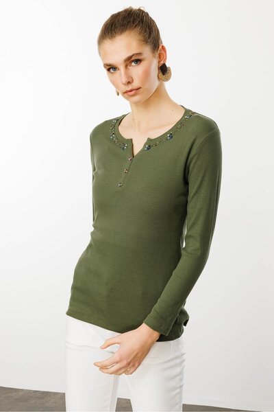 Desen Triko Women's Knitwear Blouse Khaki Open Collar Bead Embroidered