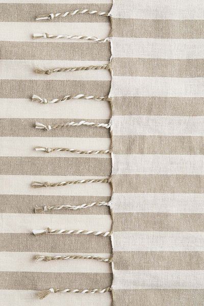 H&M Linen-blend bath sheet