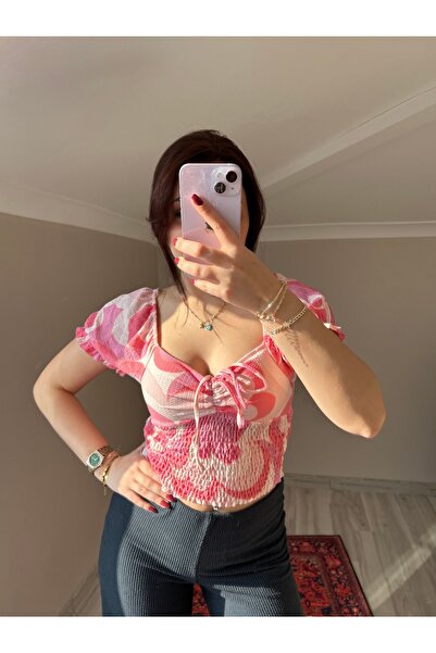 The Yin Mama Slim Fit Kalp Yaka Büzgü Detaylı Balon Kollu Çiçek Desenli Bluz