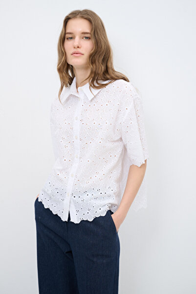 Love My Body Güpürlü Gömlek