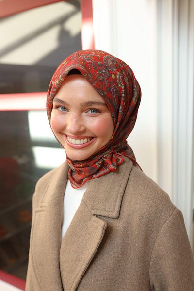 Silk Home 73071-24 Model Soft Scarf