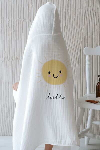 Tuğba Kuğu 4 Layers Muslin Hooded Towel - Pure Baby Series - Smiling Soft Sun