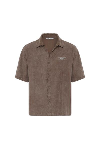 VAMOSCLO Πλενόμενο oversized κοντομάνικο πουκάμισο με τύπωμα καφέ