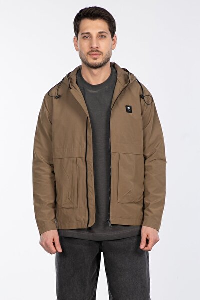 BARRELS AND OIL Bag Pocket Seasonal Coat - Khaki