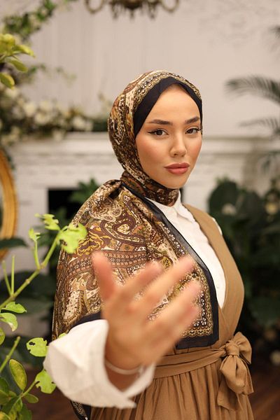 Silk Home Nariya Shawl Model 90001-07
