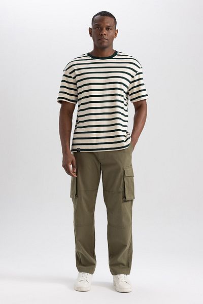 DeFacto Weite Passform Weite Passform Normale Leibhöhe Weite Passform Cargohose mit Taschen A6801ax23au