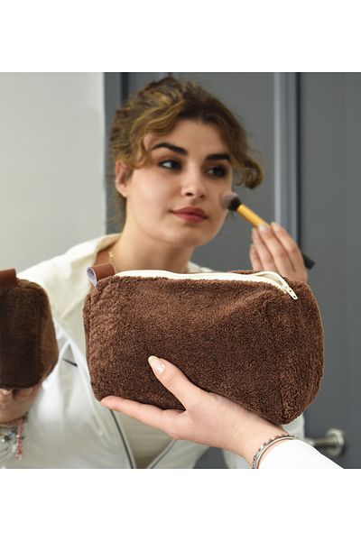 Özgüner Oyuncak Zippered Welsoft Plush Makeup Bag – the Newest Makeup Bag Models for Women