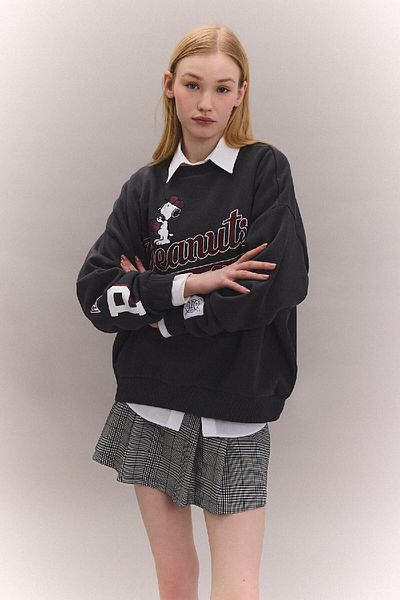 DeFacto Snoopy Print Oversize Crew Neck Thick Sweatshirt - C4749Ax24Sp