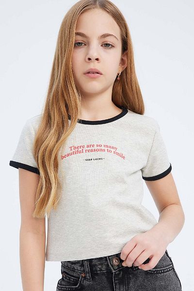 DeFacto Girls' Short Sleeve T-Shirt - Slim Fit, Crew Neck, Printed E0483A825Sp