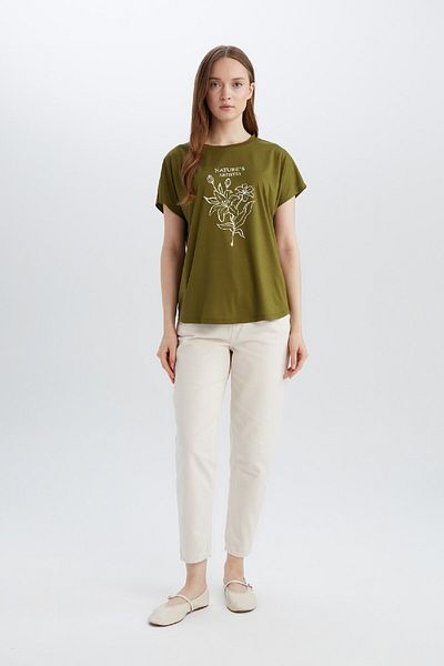 DeFacto Regular Fit Crew Neck Floral Short Sleeve T-Shirt E4352Ax25Sm