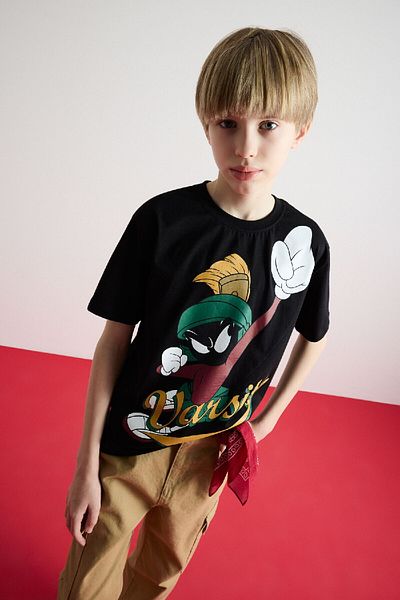 DeFacto Boy's Looney Tunes Crew Neck Short Sleeve T-Shirt E3108A825Sm
