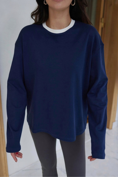 BRTC design Жіночий світшот з синім коміром та кольоровими деталями