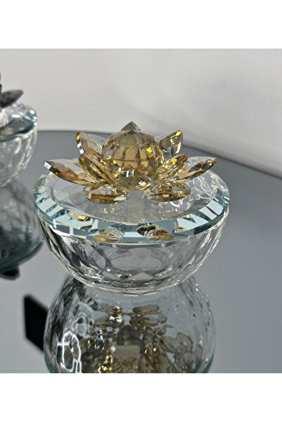 PEKİBU KRİSTAL KAPAKLI NİLÜFER CAM MÜCEVHER KUTU ŞEKERLİK GOLD
