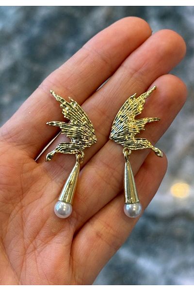 MioArt Elegant Pearl Detailed Earrings with Fairy Wings