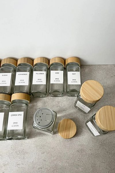 Dijiteks Set of 12 Square Shaped Glass Spice Shakers with Bamboo Lids 120 ml / 16 Tags Gift