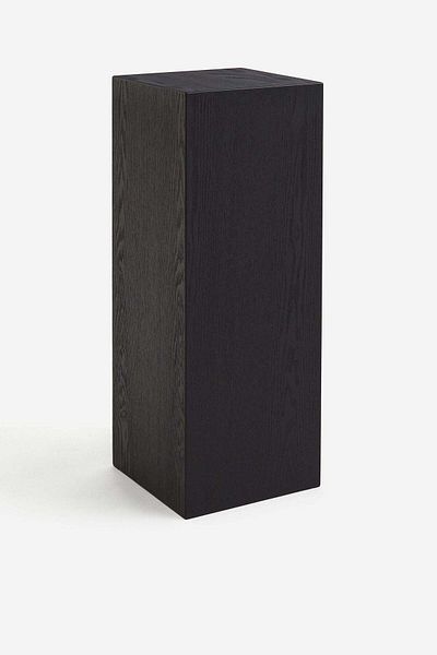 H&M Pedestal