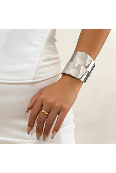 Choice سوار ساليركون فضي اللون بتصميم عتيق غير متماثل وواسع مفتوح من الأمام، ...