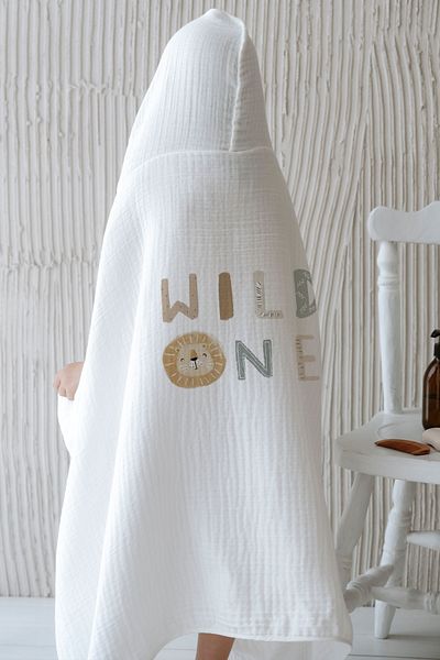 Tuğba Kuğu 4 Layers Muslin Hooded Towel - Royal Series - Wild One
