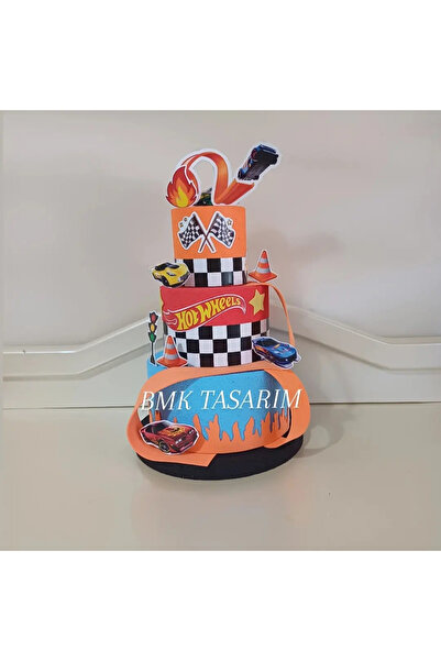 Bmk Parti Tasarım Torta u obliku Hotwheels modela * 3 sloja