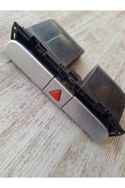 Orjinal Passat B6 Konsol çekmece Dörtlü düğmesi Flaşör tuş 3C0858407